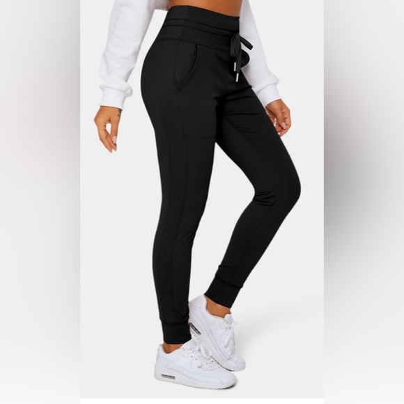 Halara Black Drawstring Waist Jogger Pants Women's Size L Petite - Picture 3 of 9